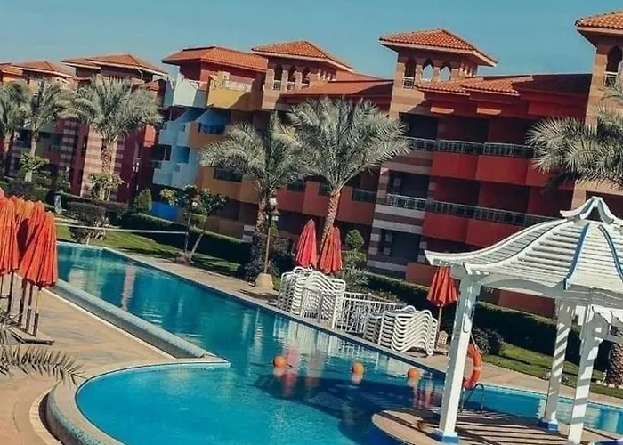 شالية فندقي للعائلات فقط في العين السخنه بإطلالة مباشرة على البحر Enjoy Your At Ain Sokhna Families Only